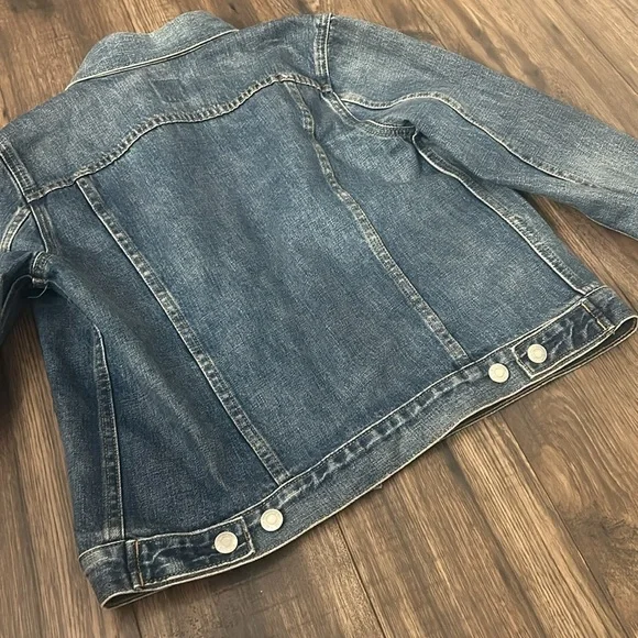 GAP Denim Jacket Women’s Small Petite Medium Wash Classic Button Front - Picture 6 of 7